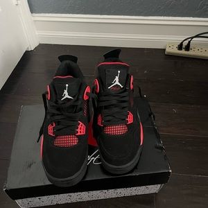 red thunder jordan 4